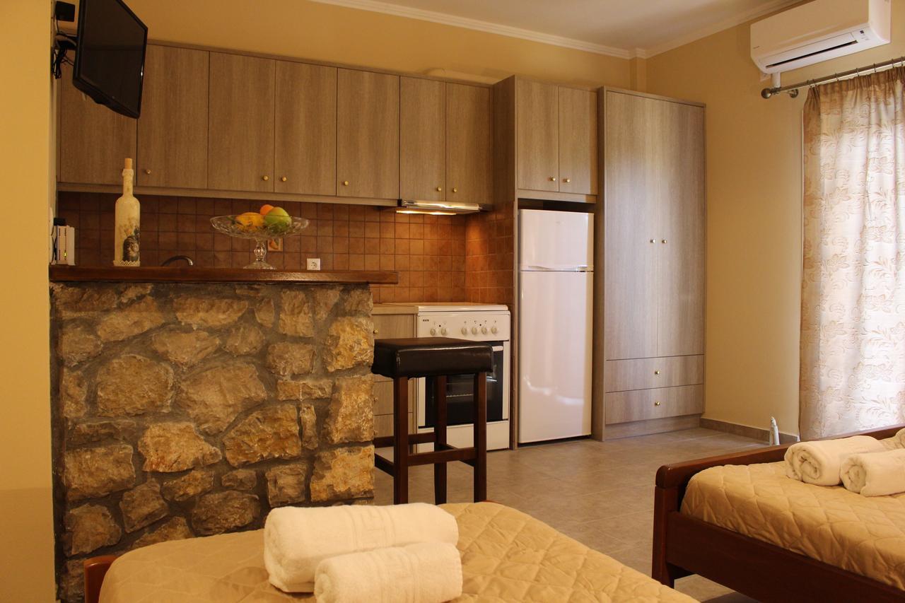 Alkionis Pool View Apartments Lefkada City Exterior photo
